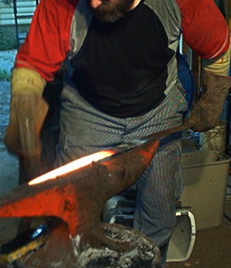 Packing the edges of the blade